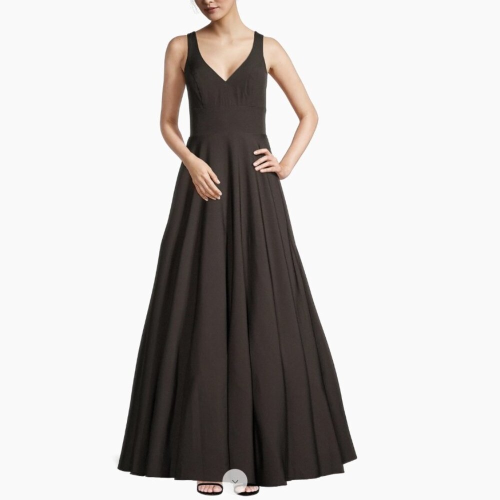 Ieena for Mac Duggal Black Gown Size 0 Long Formal Dress Elegant V-Neck